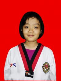 JUARA 1 CADET PRESTASI U.33 PUTRI Regina Angel Ayoe Aditya